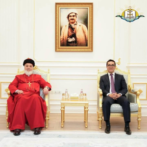 قداسة البطريرك مار آوا الثالث يلتقي السيد ملا مصطفى بارزاني في قضاء بيرمام