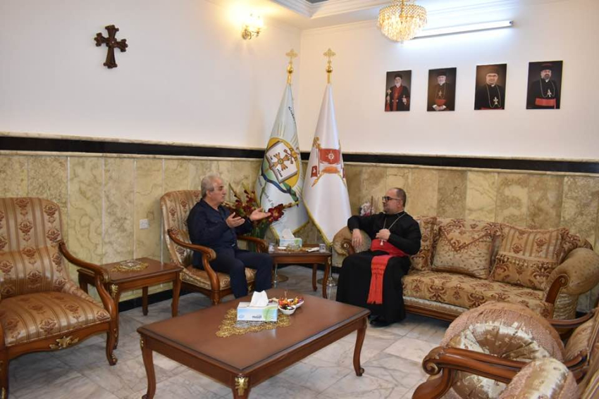 السكرتير العام  لحزب بيت نهرين الديمقراطي يزور الاسقف مار أبرس