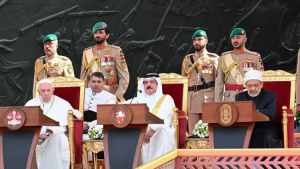 البابا فرنسيس يشارك في حفل اختتام منتدى البحرين للحوار